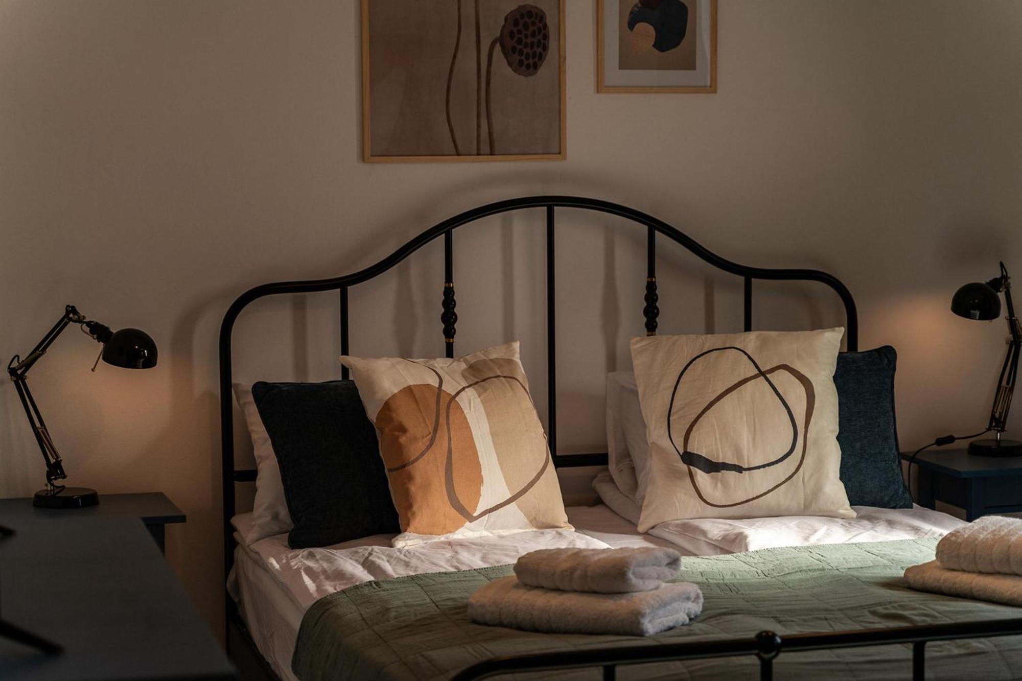 Rezident Eminescu Apartment Bukares Bagian luar foto