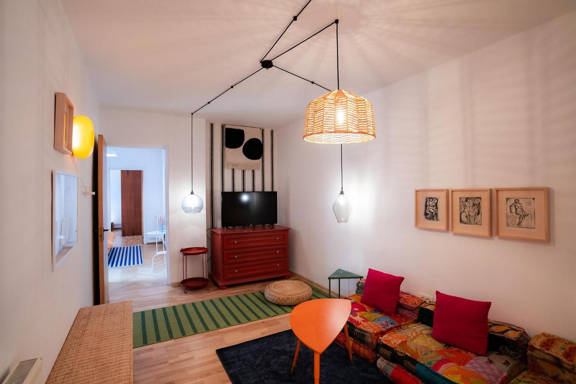 Rezident Eminescu Apartment Bukares Bagian luar foto