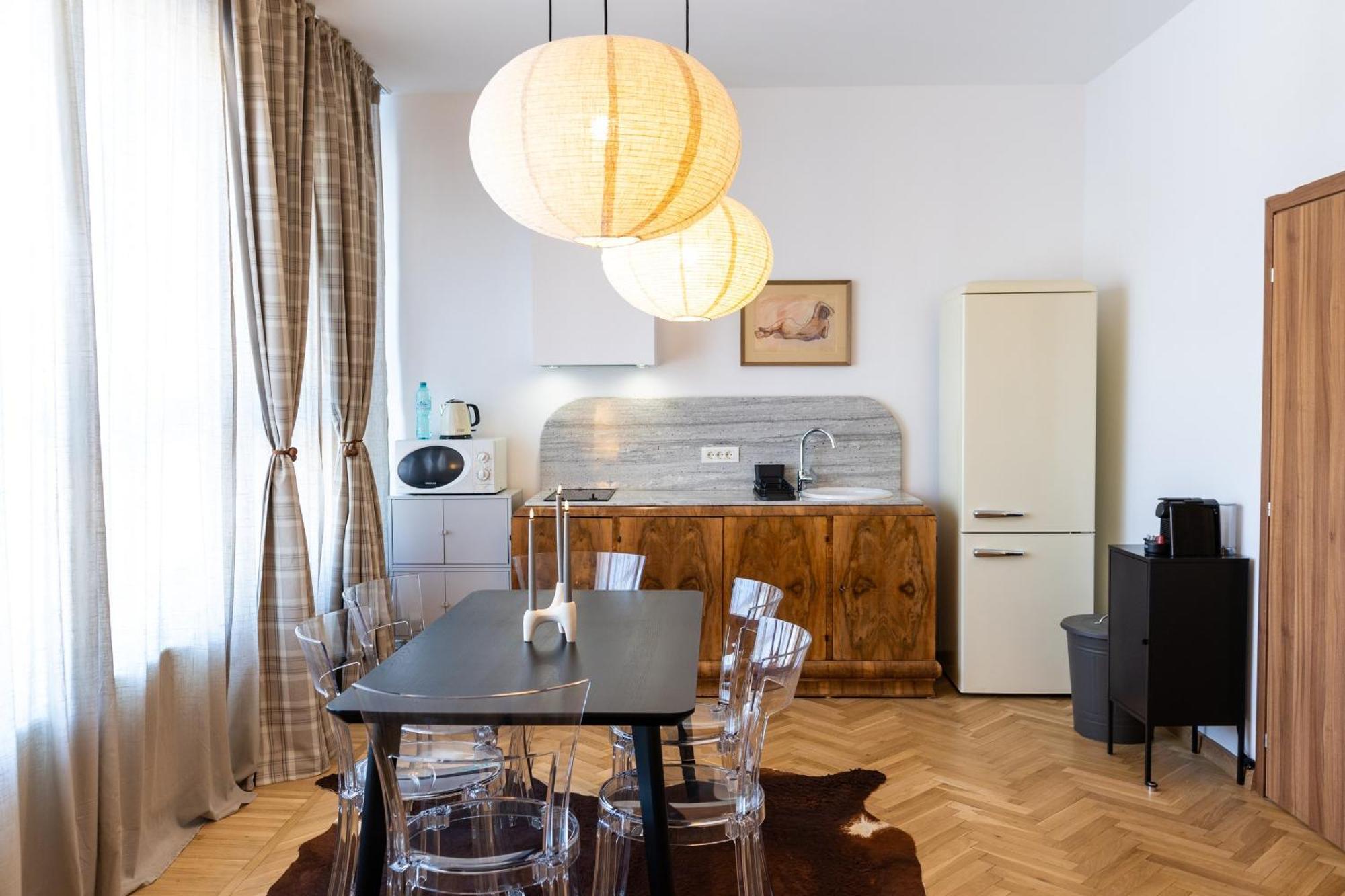 Rezident Eminescu Apartment Bukares Bagian luar foto