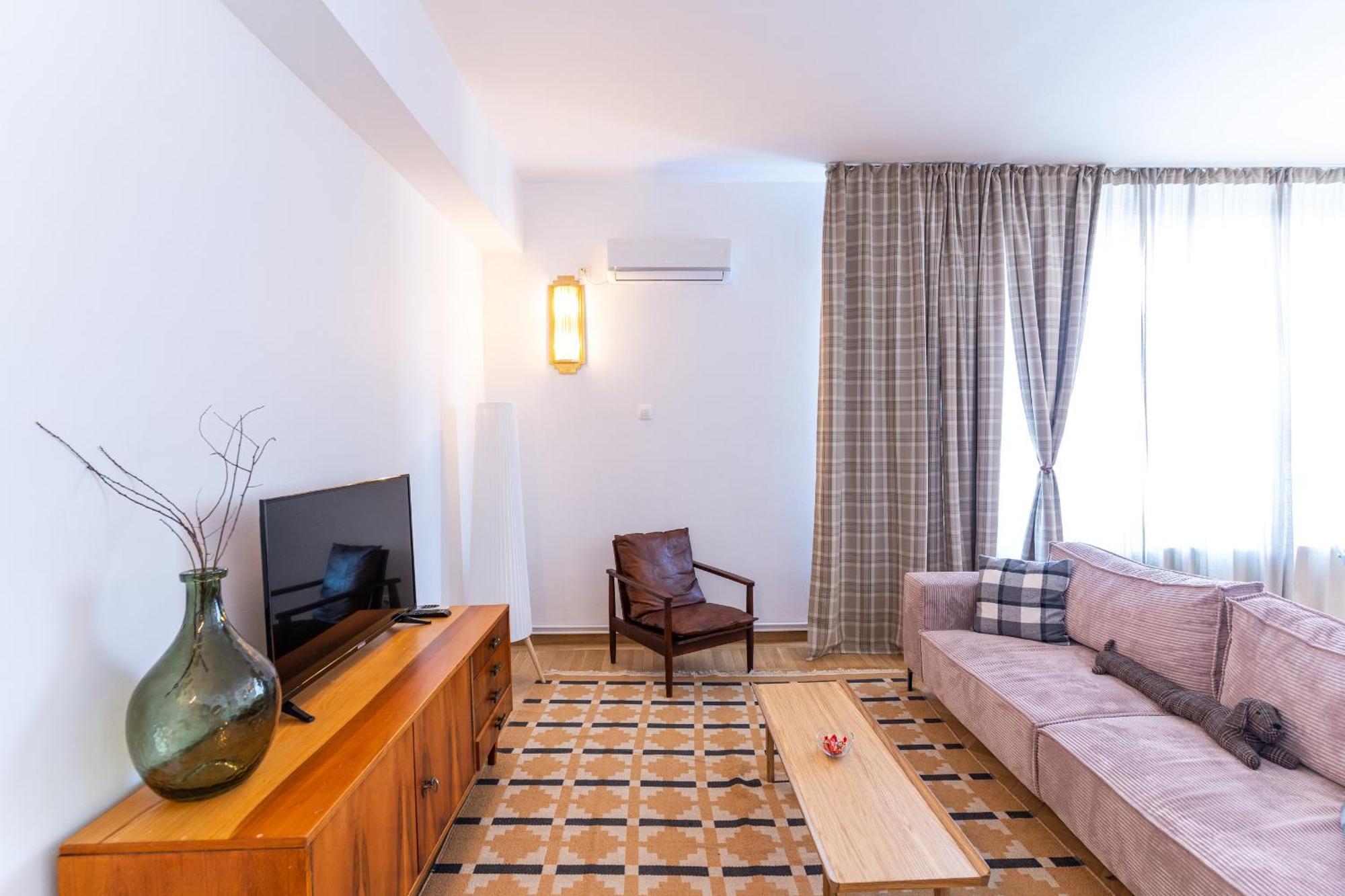 Rezident Eminescu Apartment Bukares Bagian luar foto