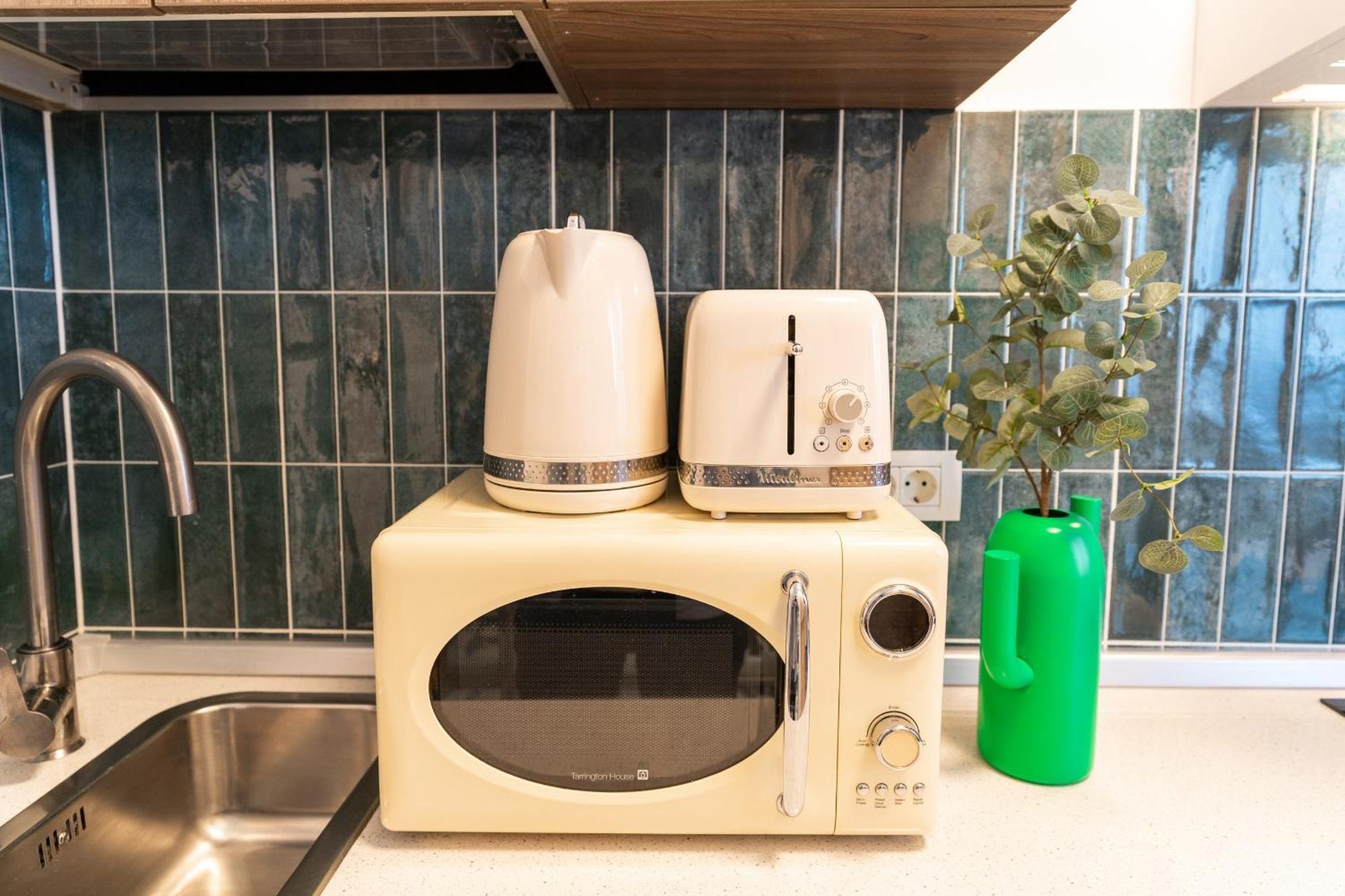 Rezident Eminescu Apartment Bukares Bagian luar foto